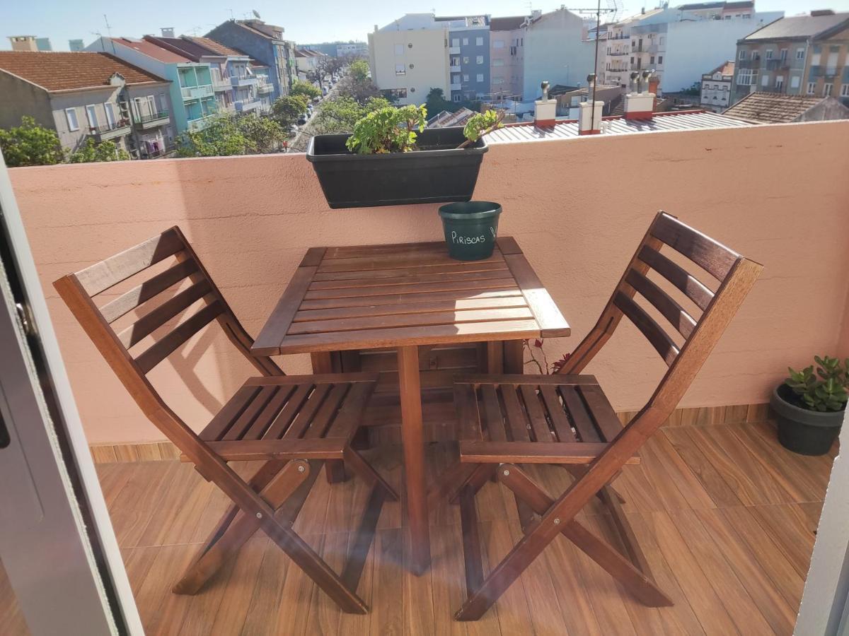 M&H Loft - Apartamento T2 Em Сетубал Екстериор снимка